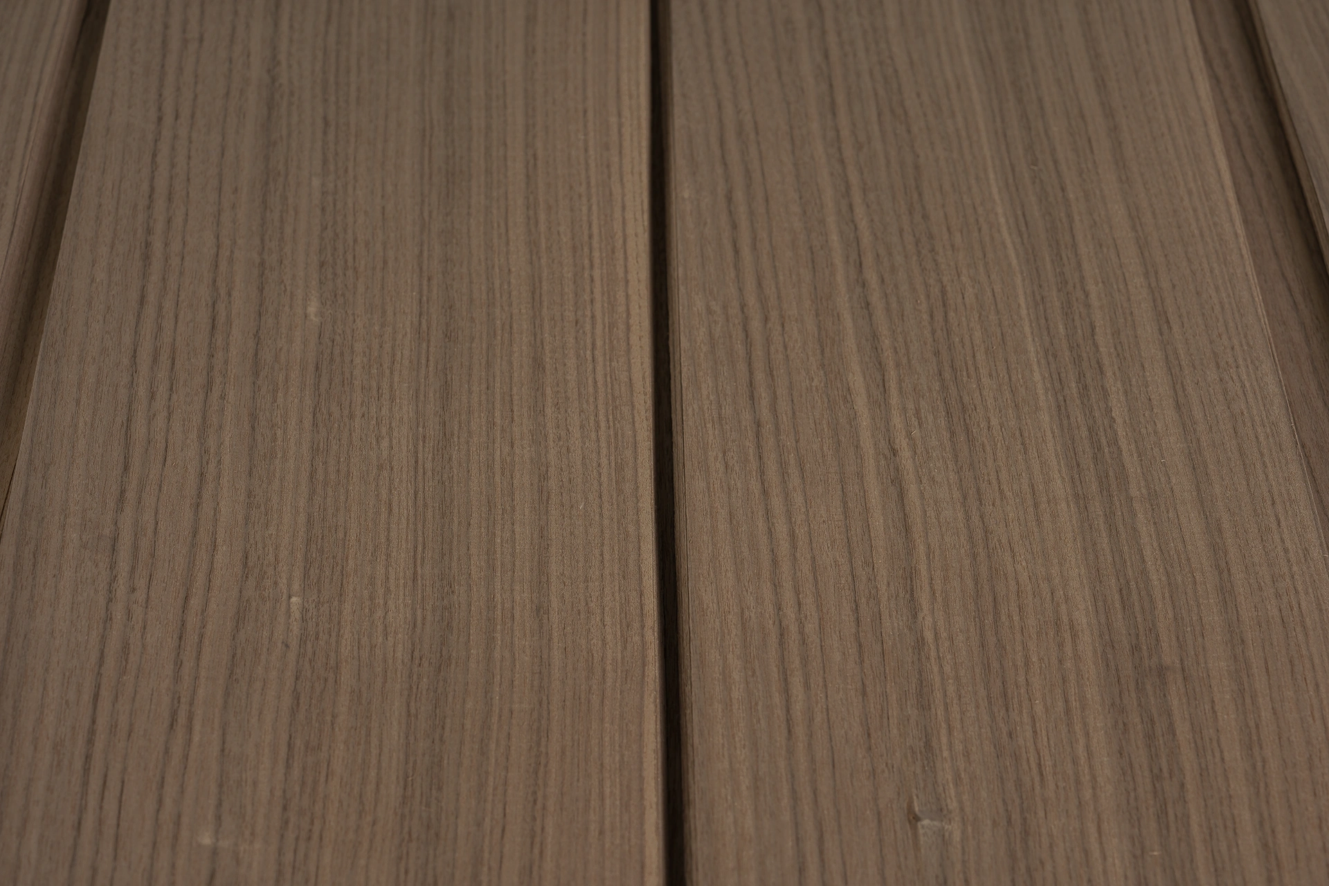 Straight linear grain pattern of unvarnished American Black Walnut Rift Cut veneer by theShaper.